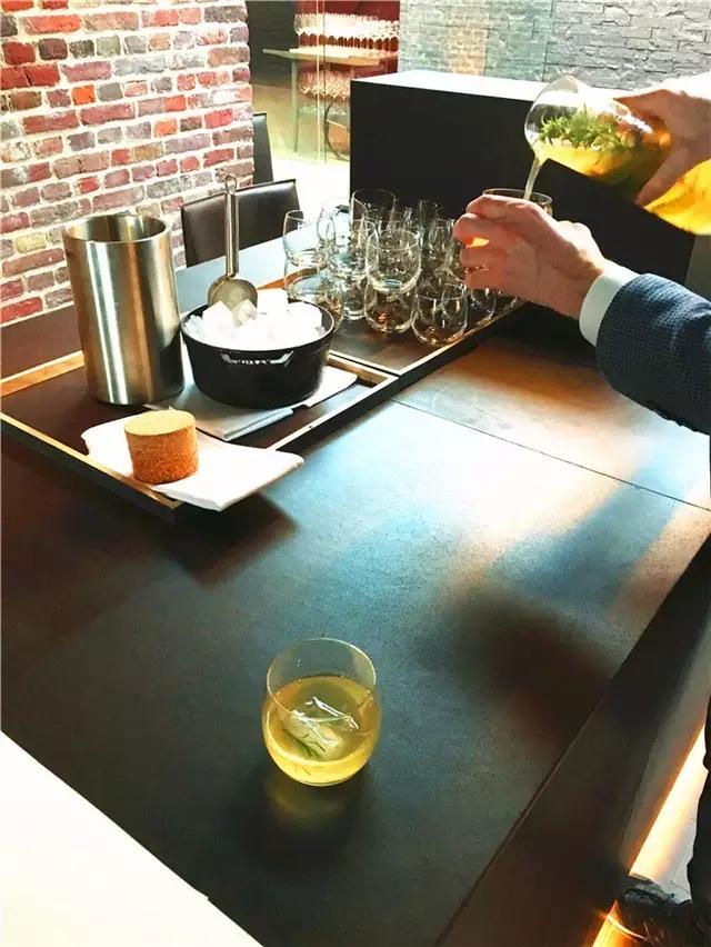 米其林餐厅三星美食试吃,米其林三星餐厅3000块能吃多少