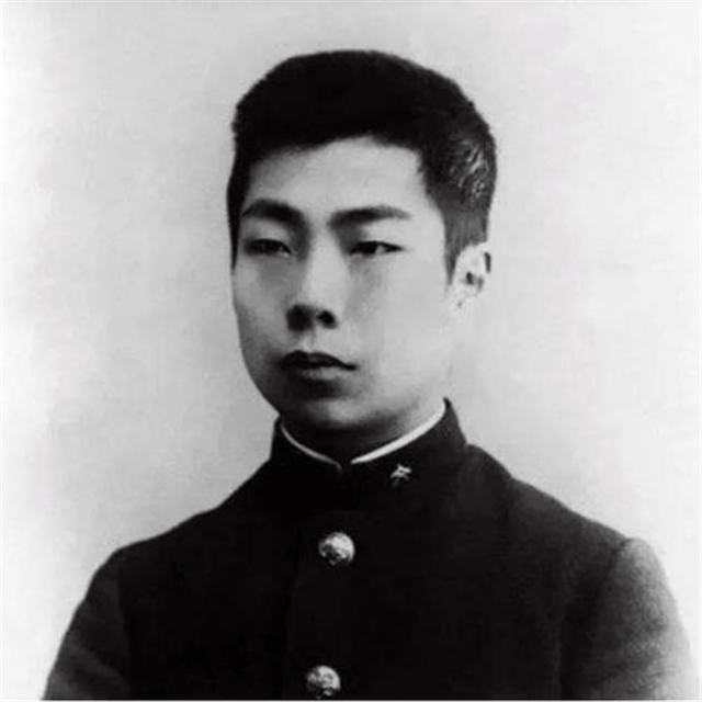 鲁迅对少年闰土有什么情感,少年闰土和鲁迅之间的故事50字