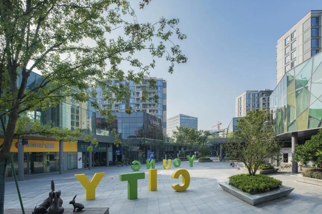 绿城印象城楼盘,绿城杨柳郡柳州风景