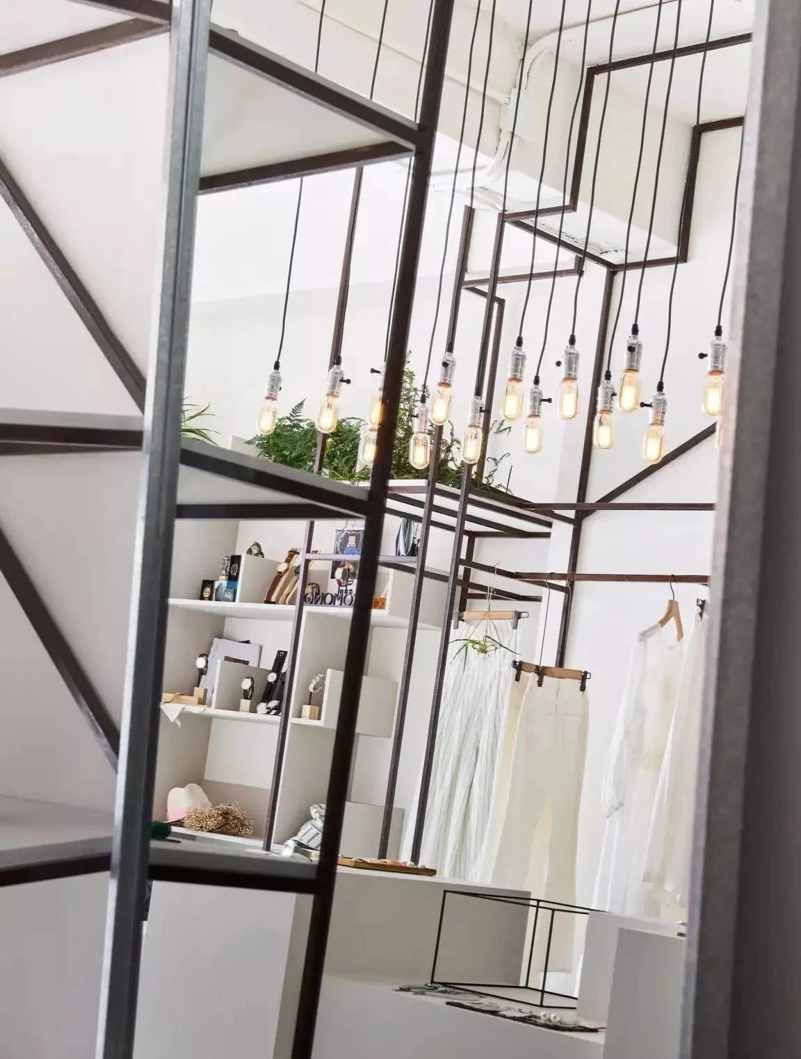 如何把老房子改造服装店,老房子老院子改造服装店