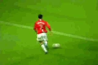 提到射门你能想起谁,说到足球你会想到谁