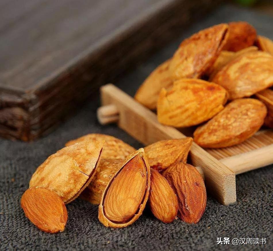 维吾尔族世代流传的“人间圣果”——巴旦姆