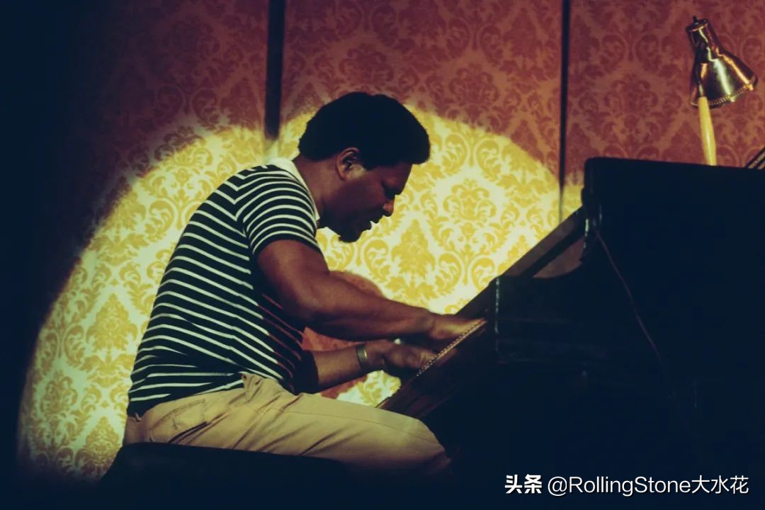 如果2020的关键词是道别，那就让我们在音乐里留住他们