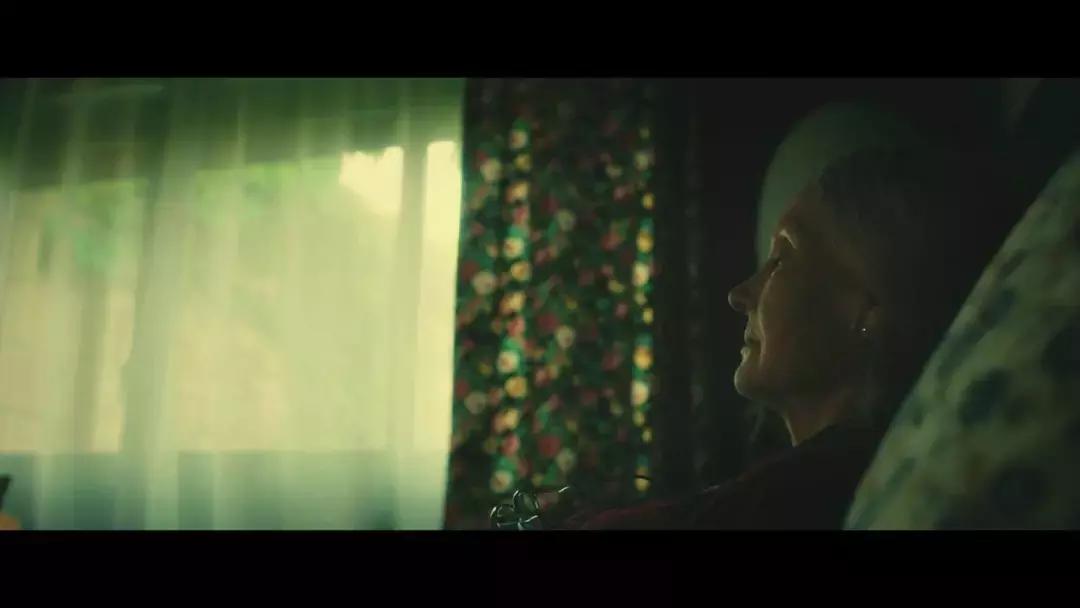 原本以为是搞笑结果是恐怖片,恐怖片把肚子都笑痛了