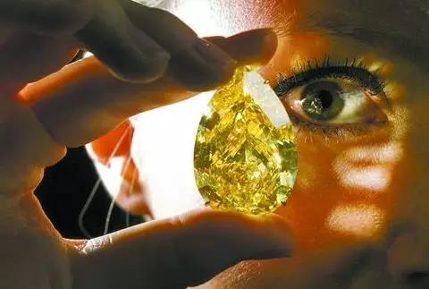 纯天然的钻石原石的特点和图,钻石的原石原来长这样太神奇了