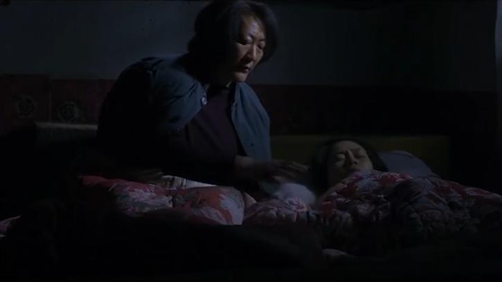 光棍好心收留残疾母女,光棍好心收留精神病女子