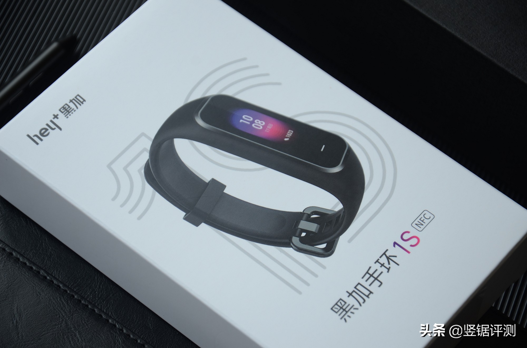 黑加手环1s和1有什么区别,黑加手环添加异形门卡