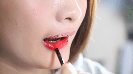 我们试了200只闲置口红，居然叠加出了各种绝版色号！