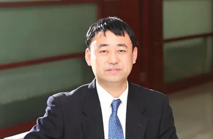 女子胸口“破洞”辗转多地，终于有医生用巧手把洞“补上了”