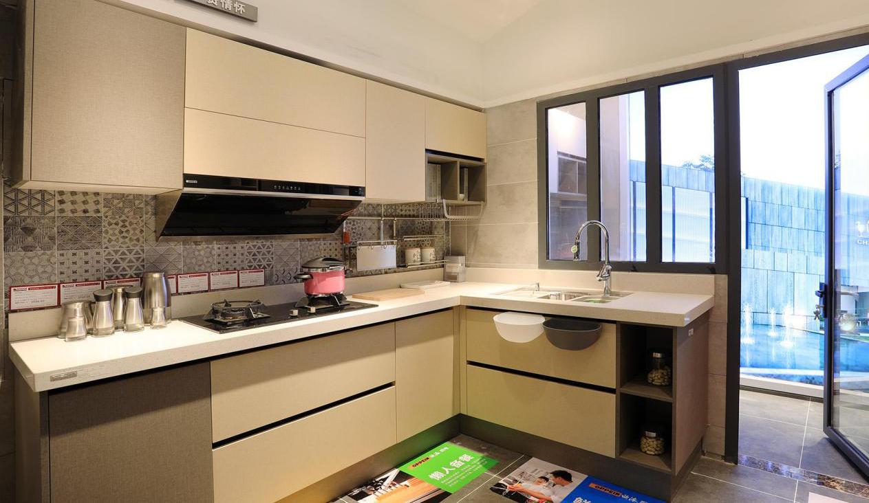 常见的3种厨房油烟机,这款太太太难清洗了吧,千万别装错了