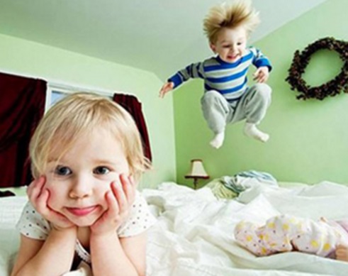 孩子爱闹脾气能打骂吗,孩子爱闹情绪家长该怎么办