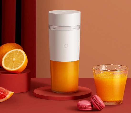 榨汁杯随时随地,米家随行便携榨汁杯榨苹果汁