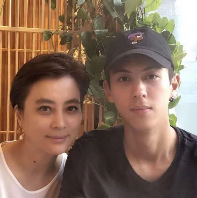 七位桃花眼女明星图片,盘点6位狐狸眼的女星