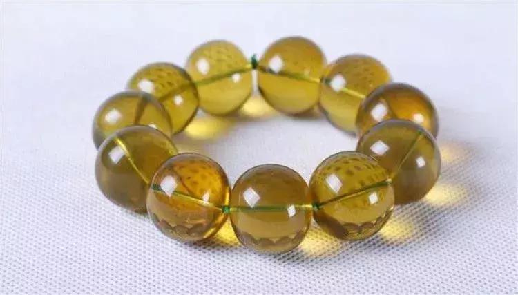 稀世珍宝缅甸琥珀,珍贵的琥珀