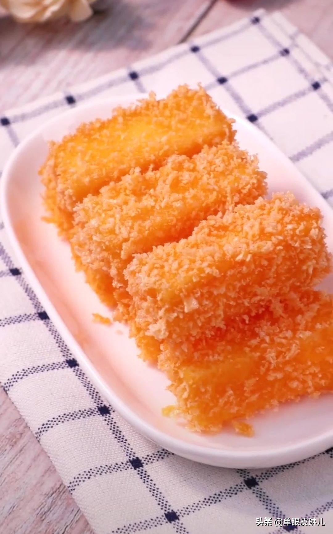 家庭简易版焦糖牛奶布丁,在家自制小甜品q弹牛奶布丁