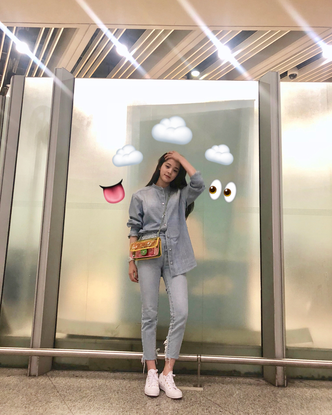 欧阳娜娜匡威onestar,欧阳娜娜匡威帆布鞋黑