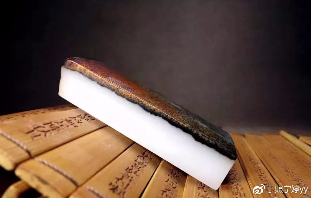 一招鉴别俄料和籽料,鉴别俄料