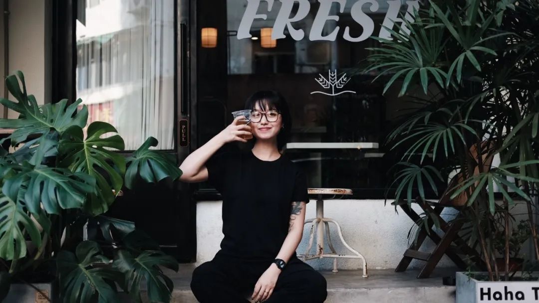 成都街道门面推荐,成都一街道商铺招牌