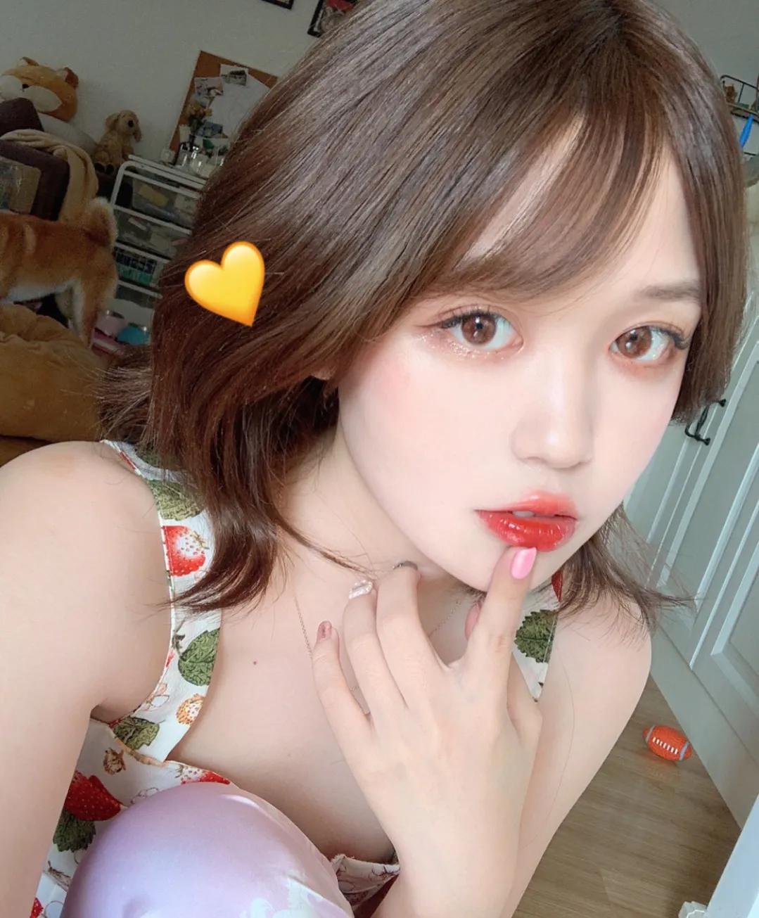 塌鼻子女孩怎么上镜,塌鼻子的女人如何打扮