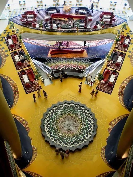 见识一下全球最豪华的七星级酒店,中国第一家七星级酒店远超迪拜