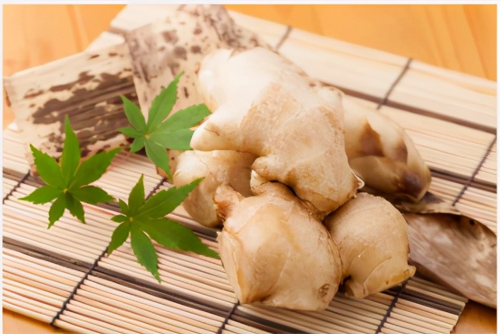 餐桌上的中药靠谱吗,餐桌上的中药近600种美味药膳制作