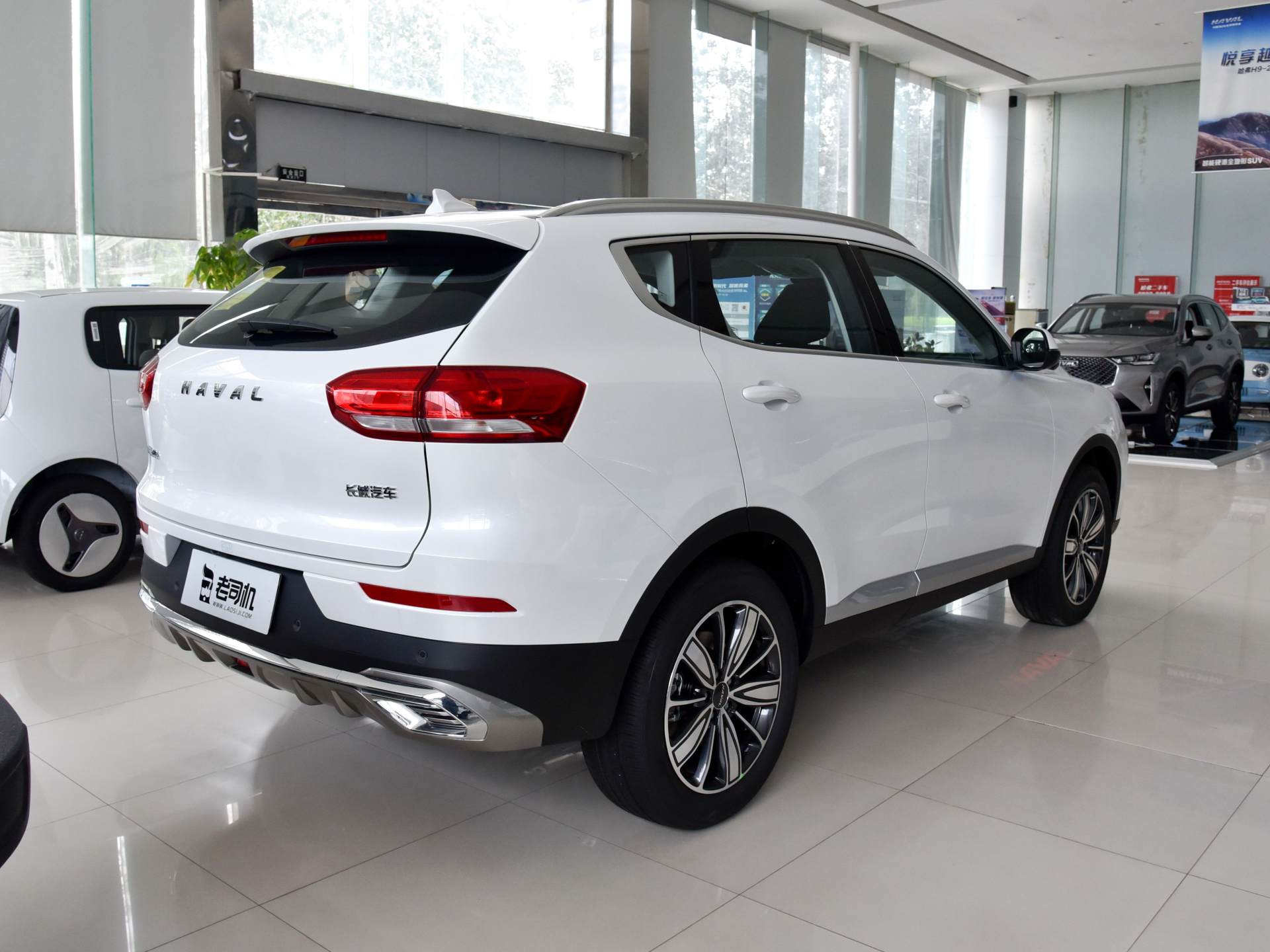 国产suv诞生新霸主哈弗h6痛失宝座,跟哈弗h6同级别的合资suv有哪些