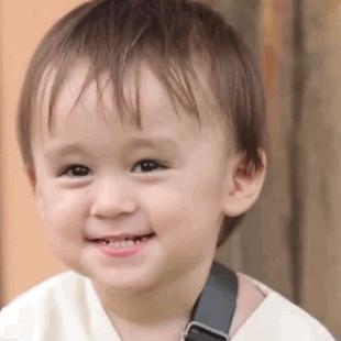 欠钱是owemoney，那“欠人情”的英文是什么？