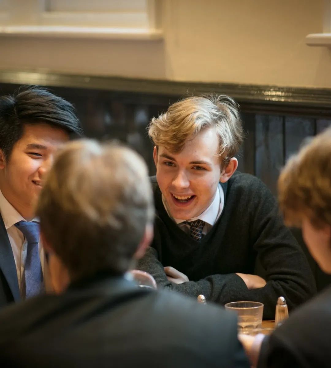 英国十大牛校,英国顶级牛校有哪些