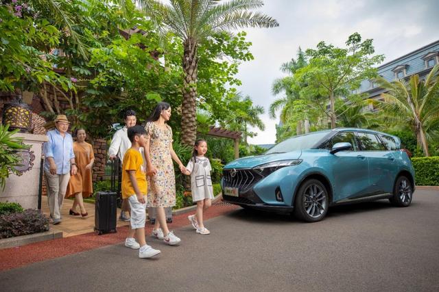 二胎家庭选车难？村长李锐在线安利海马7X，实测值得盘一波