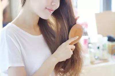 老年头发干头皮很多头屑怎么办,头皮干燥快速解决小妙招