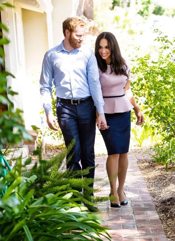 姊呮牴椹厠灏斿拰姊呮牴,鏂版辰瑗垮コ瀛╁コ涓昏