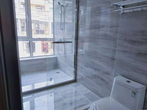 1.3米宽厕所怎么布局,1米宽2米长厕所装修效果图