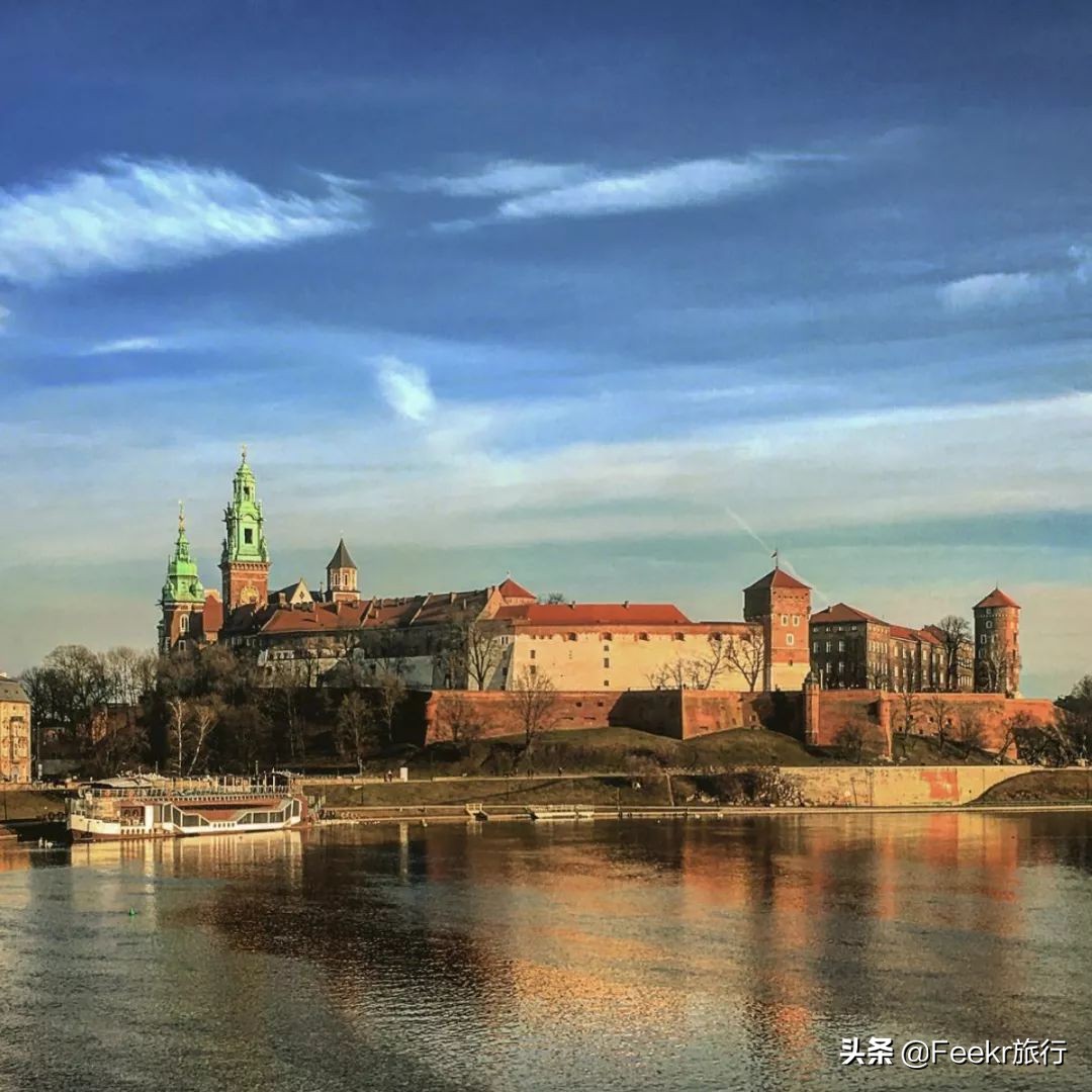 欧洲治安最好的国家,人均200+住8.8分五星酒店,还上了国内综艺