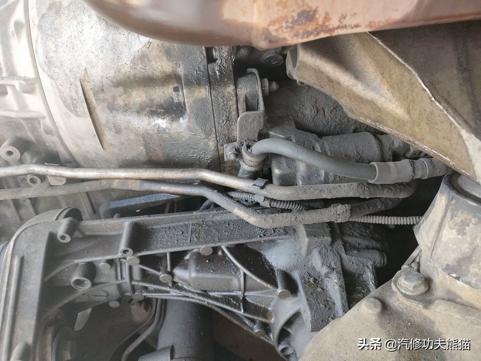 现在最新款的奥迪烧不烧机油,奥迪q7哪年有的柴油