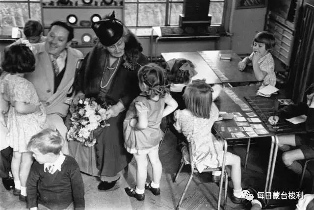 选择蒙氏幼儿园还是传统幼儿园,蒙台梭利幼儿园与普通幼儿园区别