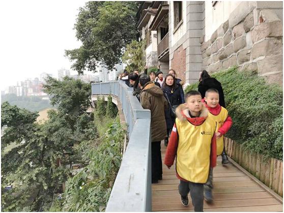 閲嶅簡鏂囧寲涔嬫梾,閲嶅簡鏂囧寲璧扮