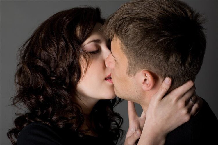 产后第一次下床注意哪些事项,产后第一次下床注意事项有哪些