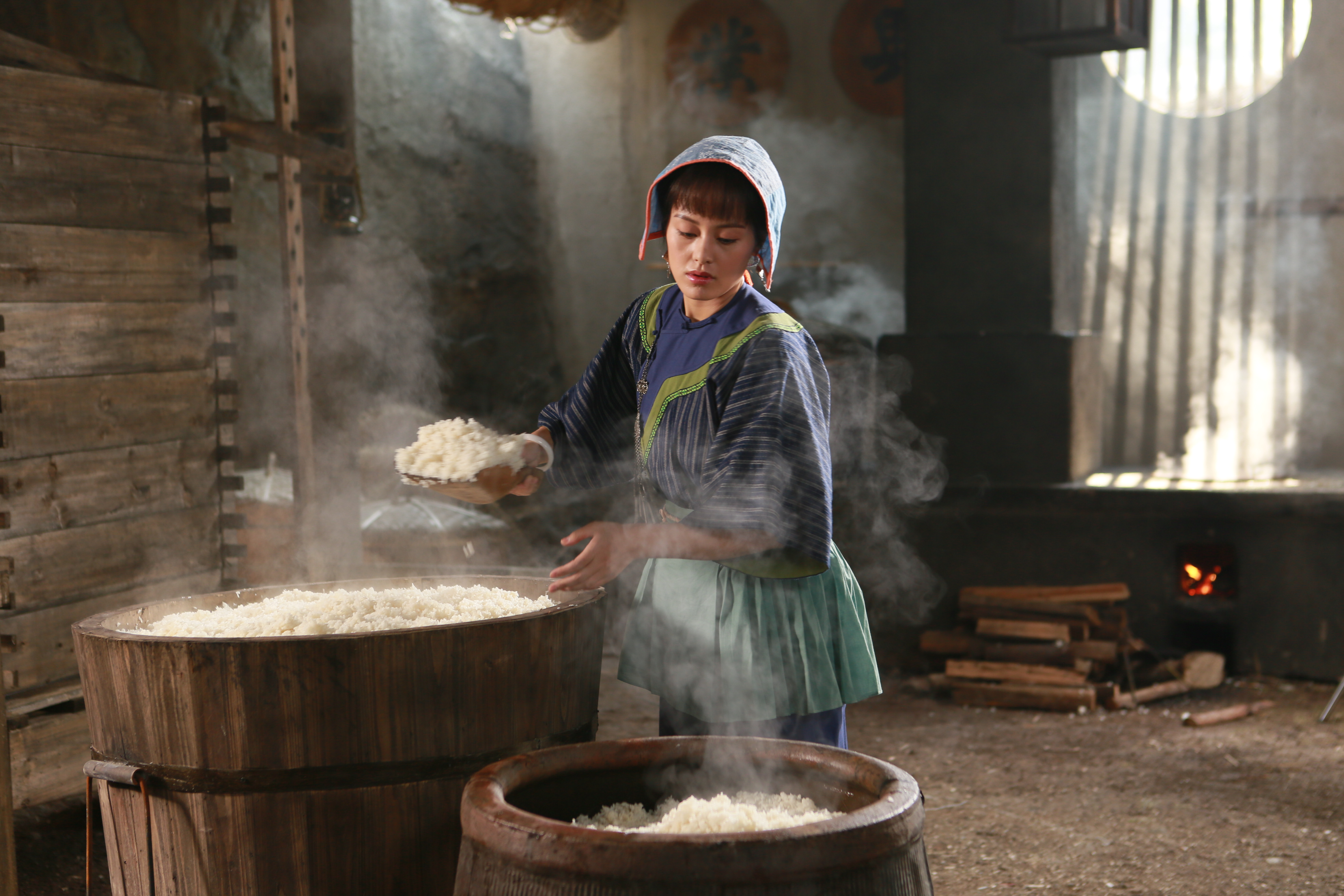 绍兴酒女儿红文化,绍兴女儿红酿酒有限公司的酱酒