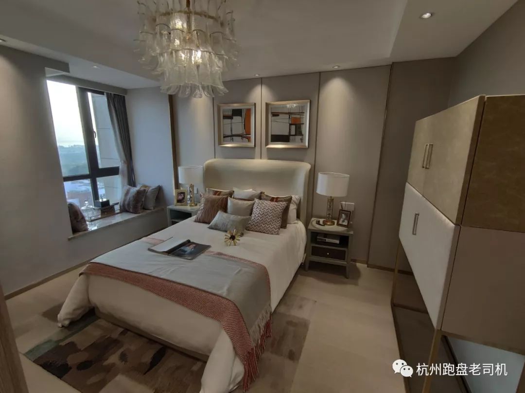 交付了没办房产证可以卖吗,交付一年未办房产证能退房吗