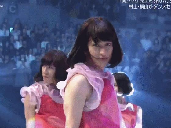 粉头教唆未成年给偶像集资，初二女生连吃一学期方便面致停经