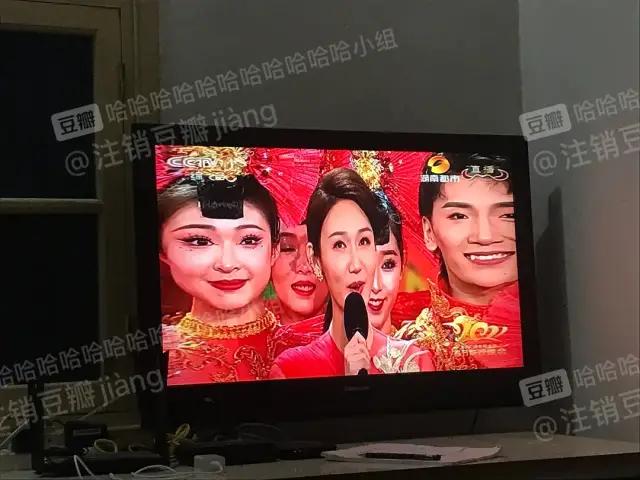 哈哈哈哈哈我笑到我家的狗偷开邻居家的车送我去精神病院