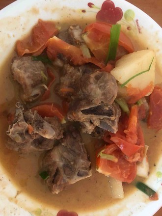 炖肉撇去浮沫水还用换吗,炖肉如何撇浮沫