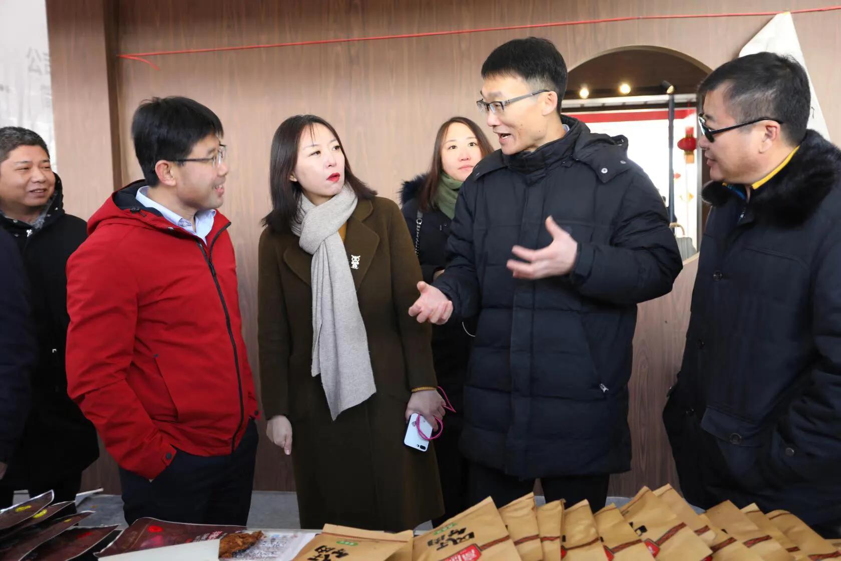 年货节狂欢浓浓年味,年货节青岛分会场