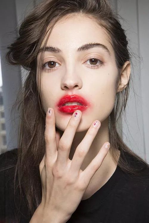 秋冬必备的雾面哑光口红，易烊千玺为你选好了