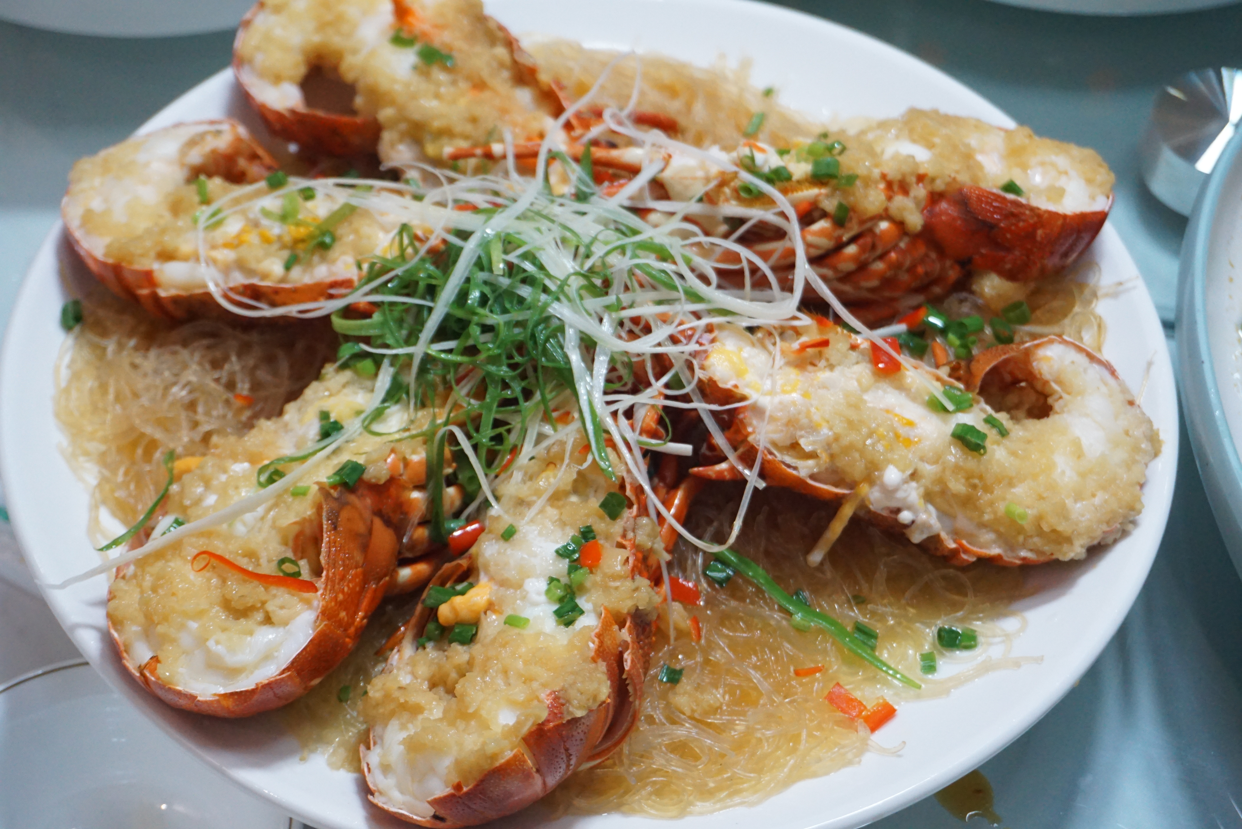 厦门哪里可以吃到正宗海鲜大排档,老厦门人来了还想来的海鲜大排档