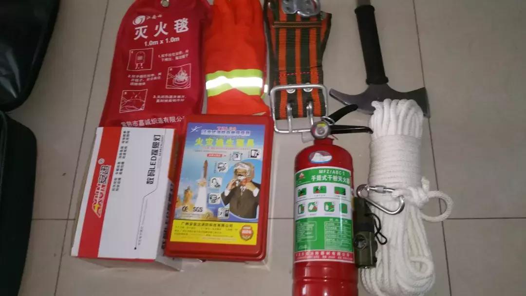 消防温馨提示居家最易引起火灾,消防知识高层住宅遇火灾如何逃生