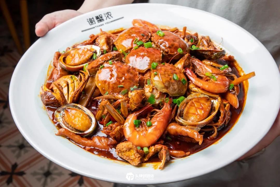 下饭“煲”物来了！这家人均不到50的网红店，让你忍不住说谢谢