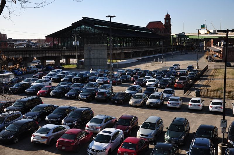 有效改善市民出行环境,促进汽车更新消费