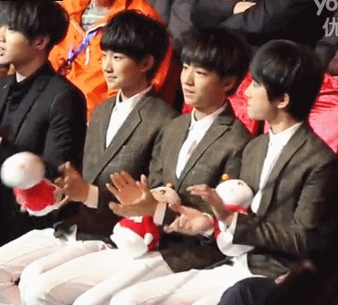 在你头上暴扣原唱新说唱,在你头上暴扣remix