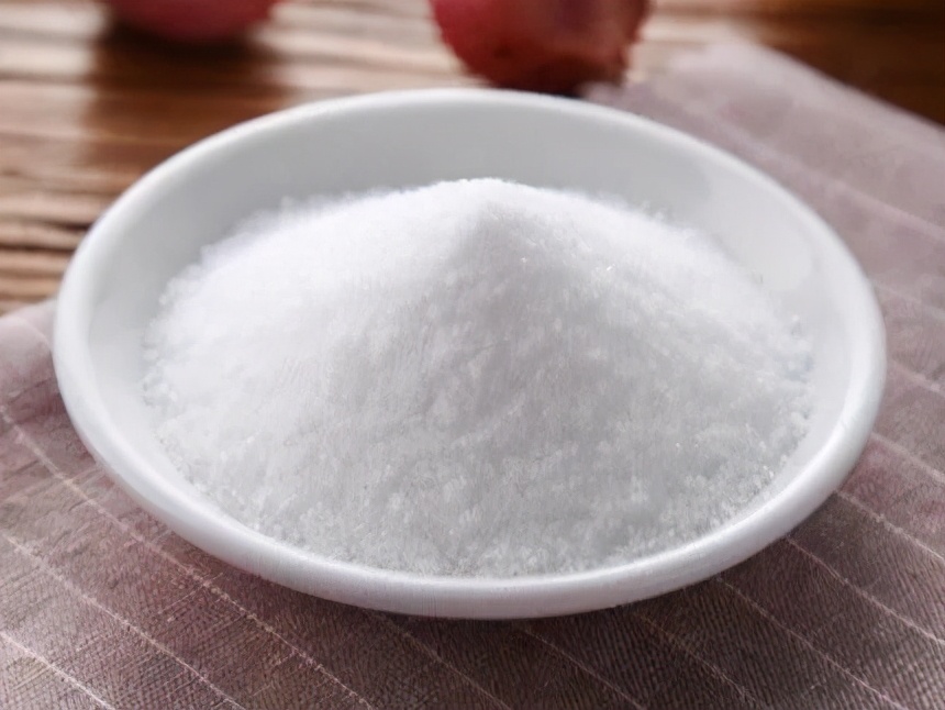 做手擀面面条怎么和面比较好吃,做手擀面条怎么和面